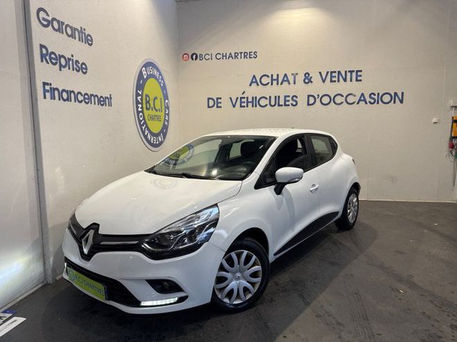 Cliquer pour voir la photo suivante Renault Clio IV STE 1.5 DCI 75CH ENERGY AIR MEDIANAV Blanc de 2019