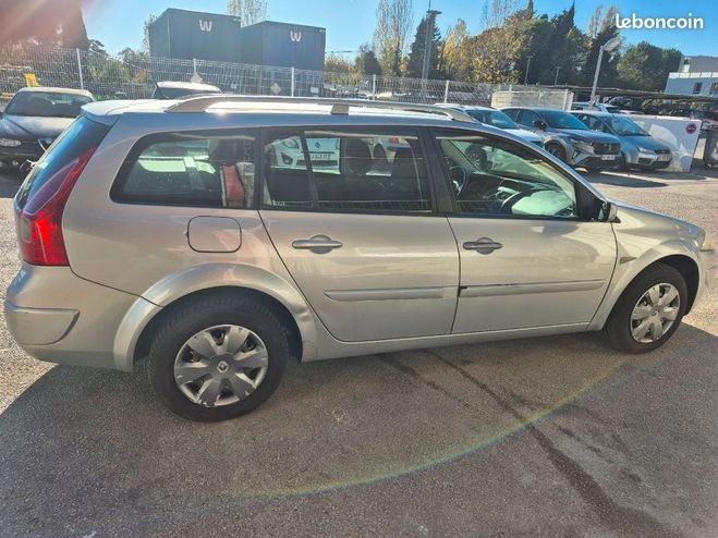 Renault Megane 2 estafette 1.5 dci 105 cv 2008 Gris de 2008