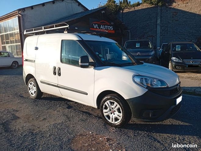 Cliquer pour voir la photo suivante Fiat Doblo Cargo 1.3 Multijet 80cv Année 2017 Blanc de 2017
