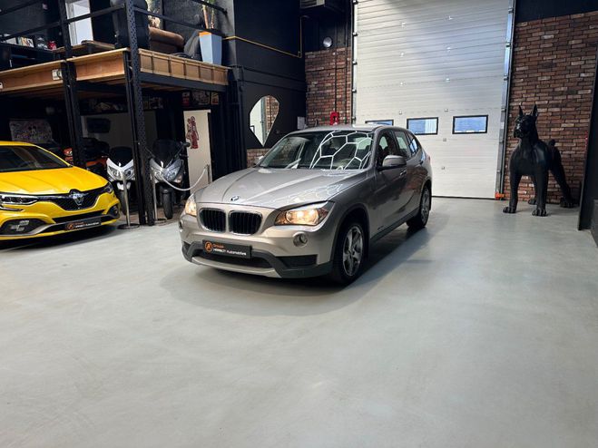 Cliquer pour voir la photo suivante BMW X1 E84 sDrive 18i 150 ch Sport Design A Beige de 2012