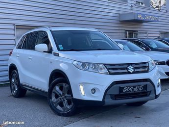  Voir détails -Suzuki Vitara 1.6 VVT 120ch Privilege Allgrip 4X4 1ere à Fontaine (38)