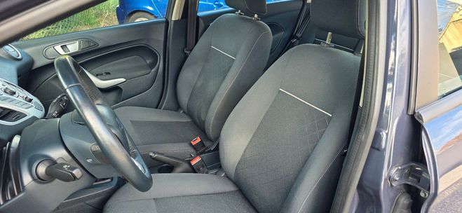 Ford Fiesta 105.000 KMS 1.25i 82CH TREND 2013 CLIMAT gris bleu fonc de 2013