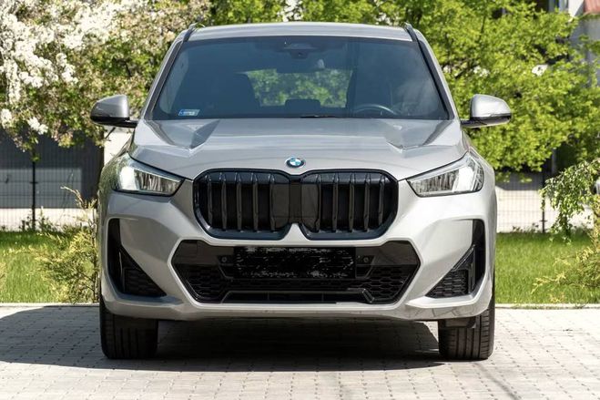 BMW X1 xDrive20d M Sport Pack M*Si�ges chauffan Argent Spatial M�tallis� de 2024