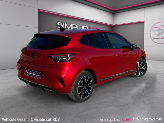 Renault Clio V E-Tech full hybrid 145 Techno camera d Rouge de 2023
