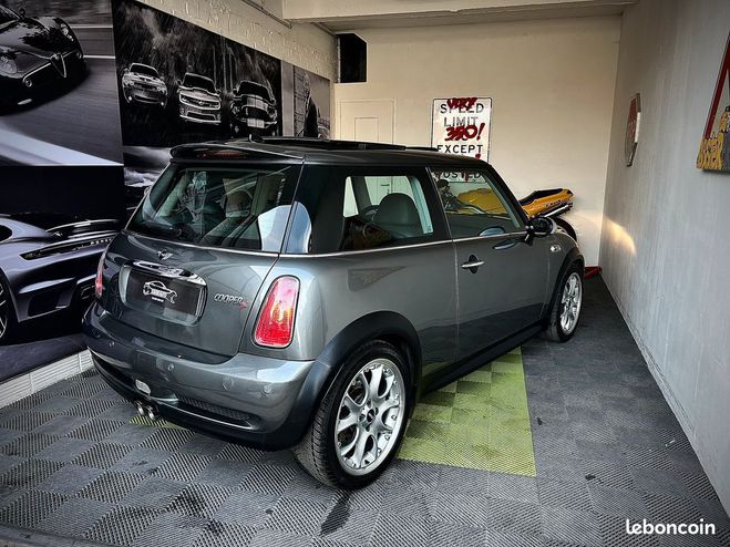 Mini One Cooper S R53 163CV Gris de 2004