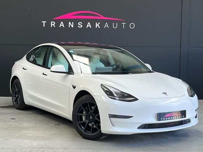 Cliquer pour voir la photo suivante Tesla Model 3 DUAL MOTOR AWD LONG RANGE - SIEGES CHAUF Blanc de 2021