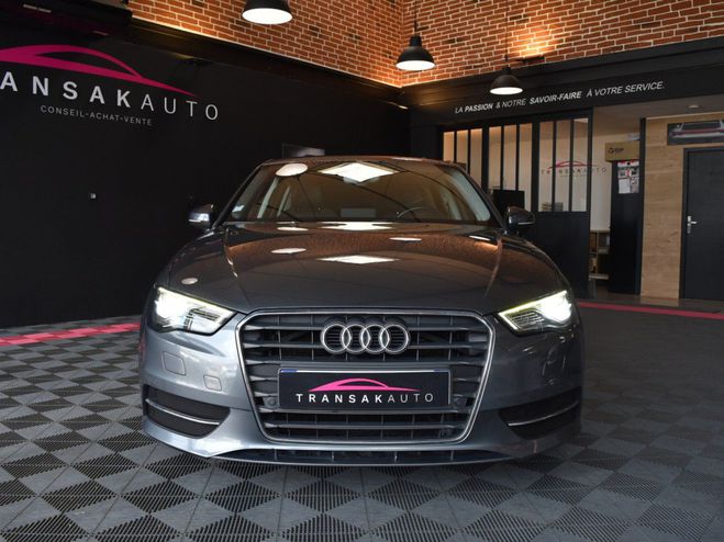 Audi A3 Sportback 2.0 TDI 150 Ambition Luxe Gris de 2016