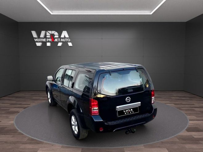 Nissan Pathfinder  2.5 dCi 190 ch  4x4  7 places | Atte Noir de 2012