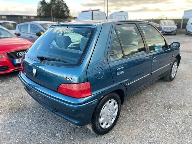 Peugeot 106 XT Bleu de 1997
