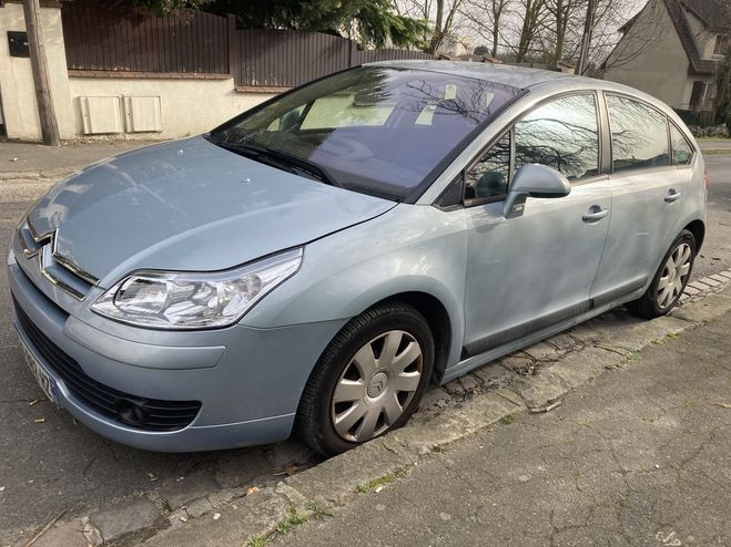 Citroen C4 1.6 hdi 110cv tres belles prix 2250�  Gris anthracite  de 2005