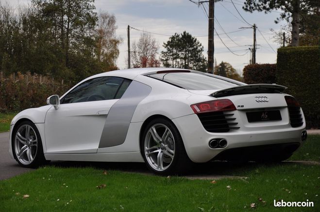 Audi R8 COUPE 4.2 V8 fsi 420 QUATTRO R TRONIC 04 Blanc de 2008
