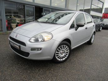  Voir détails -Fiat Punto SERIE 8 1.2 69 ch Easy à Aubire (63)