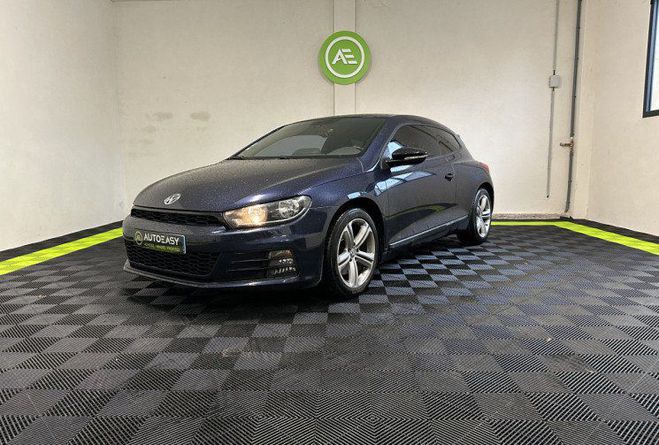 Cliquer pour voir la photo suivante Volkswagen Scirocco 2.0 TSI 180ch BlueMotion Technology BLEU de 2015