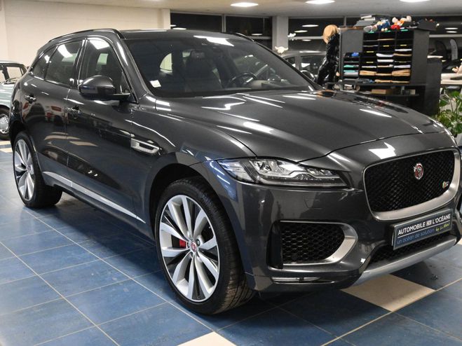 Jaguar F Pace V6 3.0 D - 300 ch AWD BVA8 S Gris Fonc de 2016