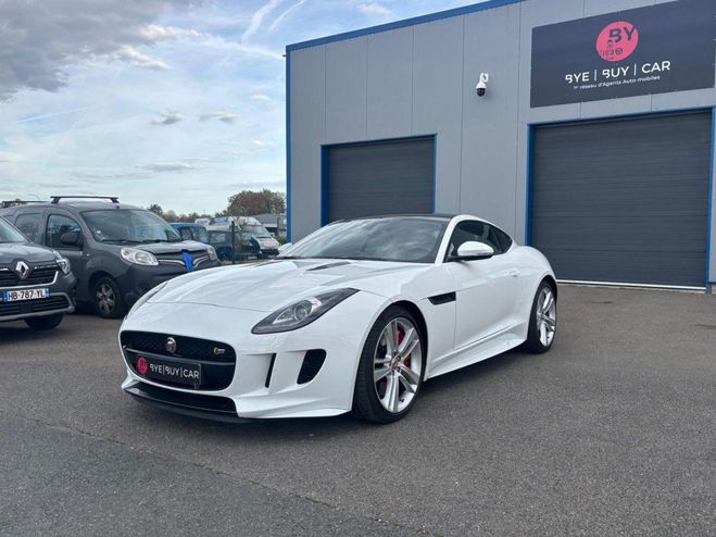 Cliquer pour voir la photo suivante Jaguar F-Type Coupe S 3.0 V6 380CH BVA TOIT PANO GARAN BLANC de 2016