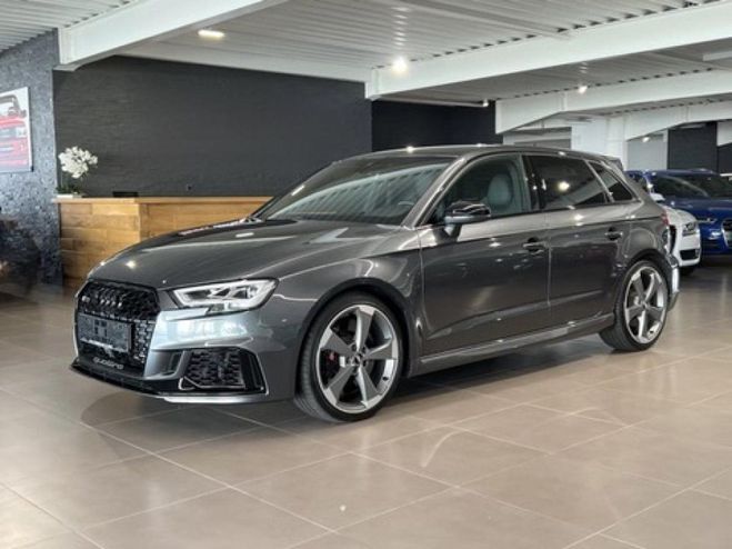 Cliquer pour voir la photo suivante Audi RS3 Berline Quattro 2.5 TFSI - 400 - BV S-tr Gris daytona métallisé de 2019