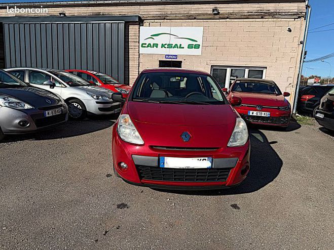 Renault Clio III 1.2 16V 75CH EXPRESSION 5P  de 2009