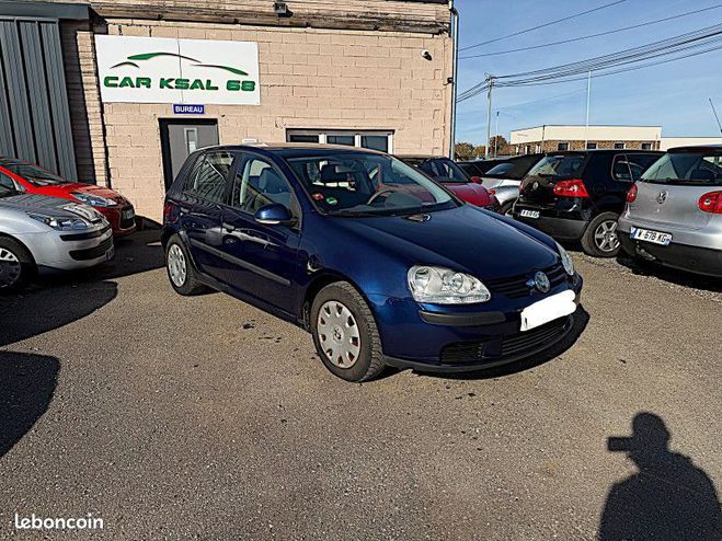 Volkswagen Golf V 1.6 FSI 115CH TREND 5P Bleu de 2005