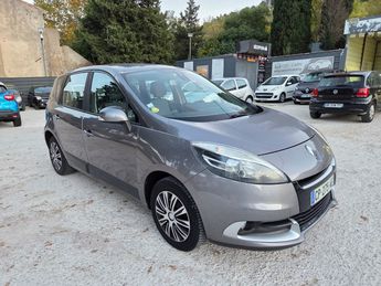  Voir détails -Renault Scenic III Authentique 1.5 DCi 110 à  Les Pennes-Mirabeau (13)