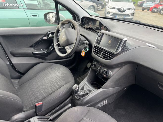 Peugeot 208 1.5 BlueHDi 100ch TVA Blanc de 2019