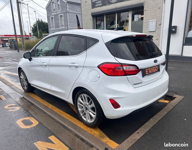 Ford Fiesta 1.0 flexifuel 95 titanium business Blanc de 2024