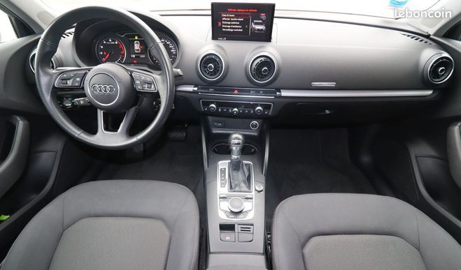 Audi A3 Sportback 1.5 tfsi 150 ch design s-troni Blanc de 2020
