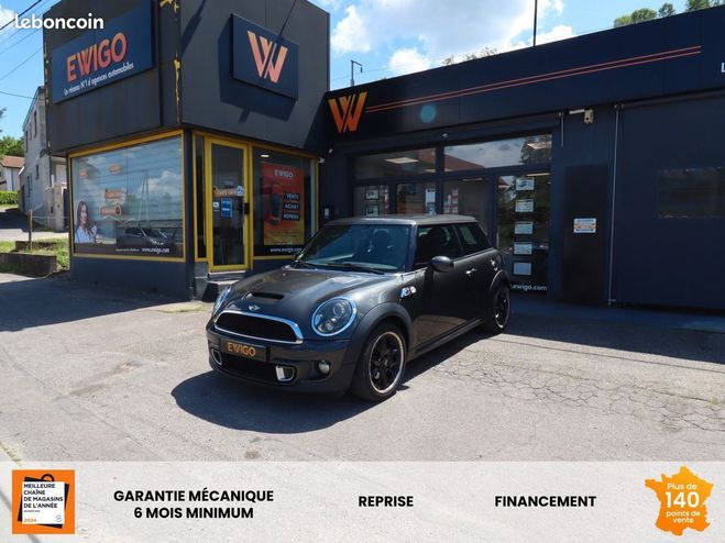 Cliquer pour voir la photo suivante Mini Cooper 2.0 SD 145 CH Gris de 2012