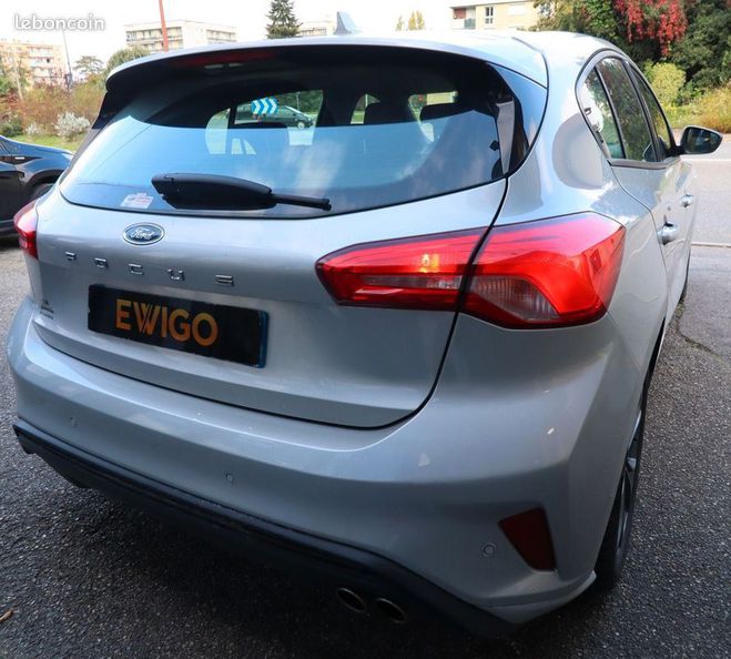Ford Focus 1.5 tdci 120 st line business start-stop Gris de 2019