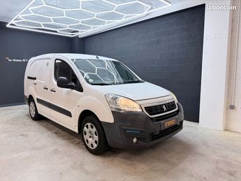  Voir détails -Peugeot Partner vu 1.6 bluehdi 120 long premium pack car à Brignais (69)