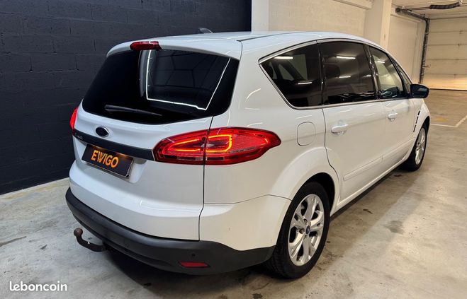 Ford S Max 2.0 tdci 140 titanium attelage 7 places  Blanc de 2015