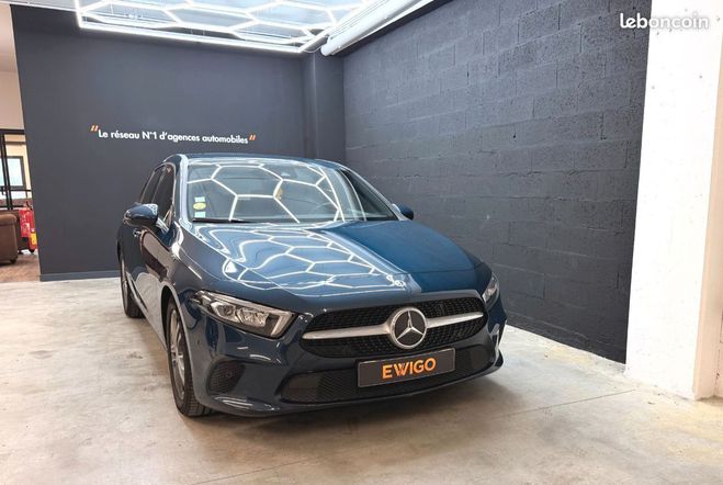 Cliquer pour voir la photo suivante Mercedes Classe A 1.5 180 d 115 business line camera de re Bleu de 2019