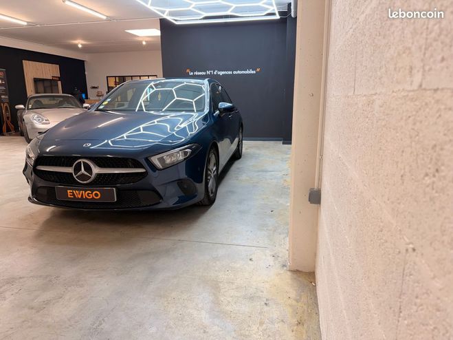 Mercedes Classe A 1.5 180 d 115 business line camera de re Bleu de 2019