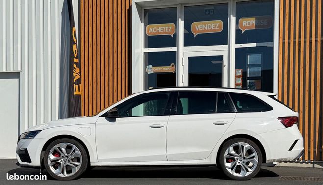 Skoda Octavia Combi rs 1.4 tsi iv 245h 150 phev 4x2 ds Blanc de 2021