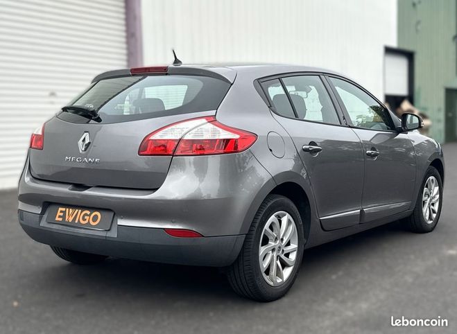 Renault Megane 1.2 TCE 115 ENERGY AUTHENTIQUE RADAR AV- Gris de 2012