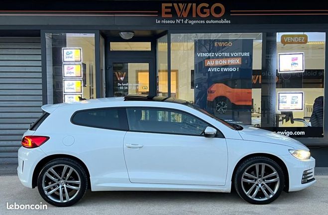 Volkswagen Scirocco 2.0 TDI 150ch R-LINE DSG6 TOIT OUVRANT-S Blanc de 2015