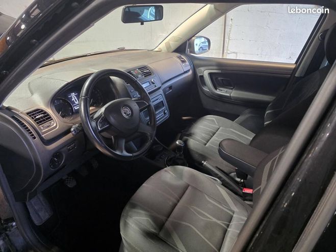 Skoda Fabia Basis 1.2 TSI 85CH Noir de 2013