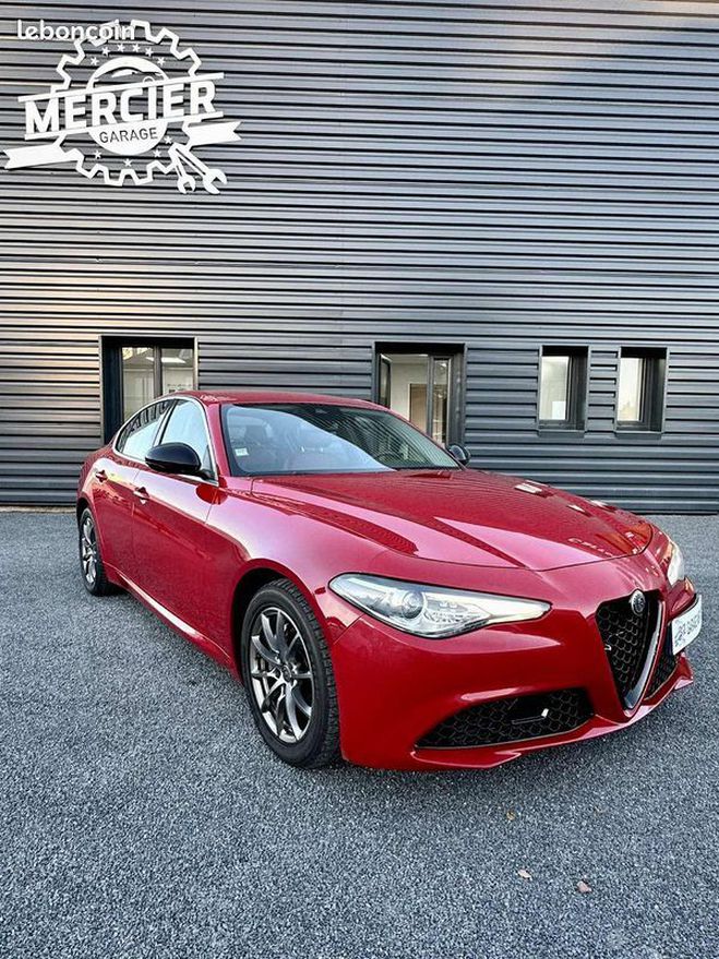 Cliquer pour voir la photo suivante Alfa romeo Giulia 2.2 Multijet 136ch BVA AT8 Rouge de 2019