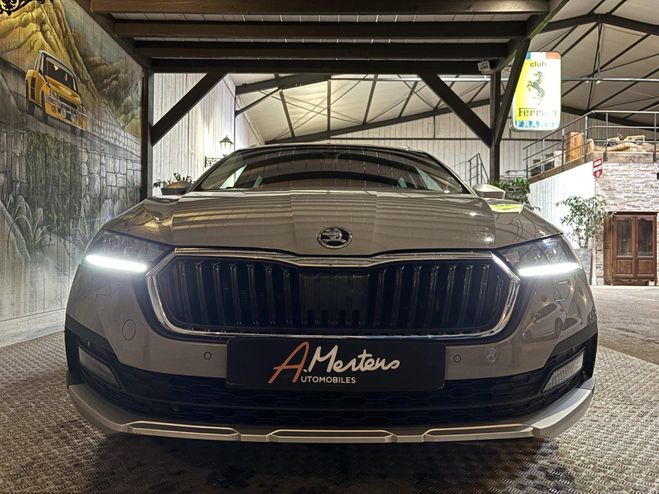 Skoda Octavia Combi 2.0 TDI 200 CV SCOUT 4X4 DSG Gris de 2021