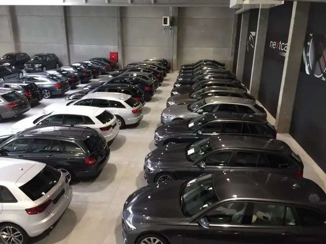 Mercedes Classe CLA ng Brake 180 ShootingBrake AMG PANO-LED- Blanc Mtallis de 