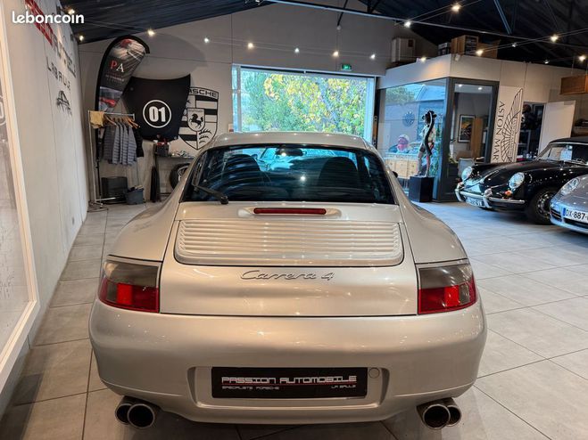 Porsche 911 996 Carrera 4 3.4litres-300ch, boite man Gris de 1999