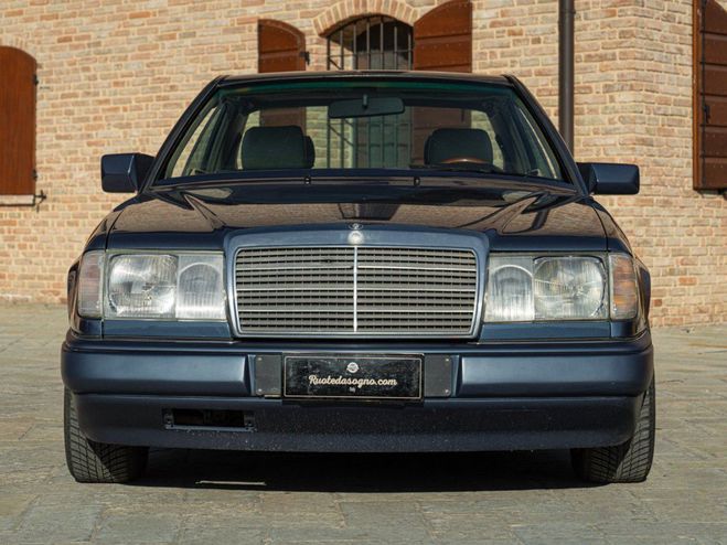 Mercedes 200 1992 MERCEDES-BENZ CE Blu de 1992
