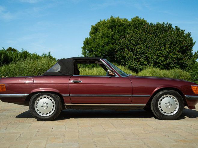 Mercedes 300 1986 MERCEDES-BENZ SL BORDEAUX de 