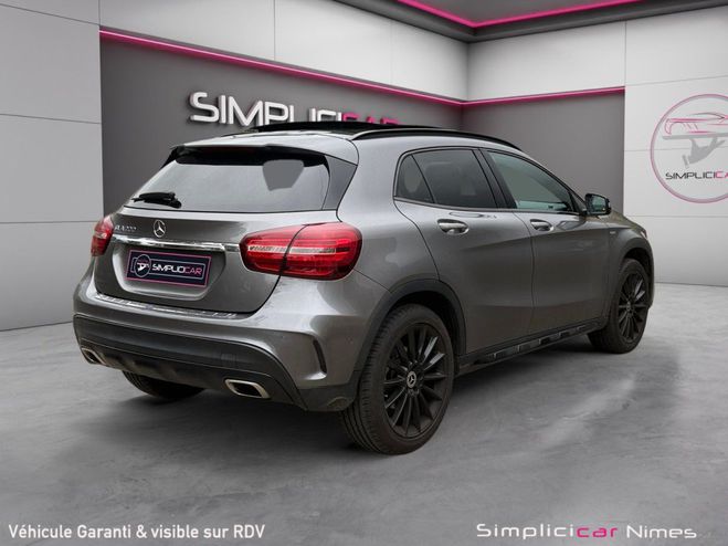 Mercedes Classe GLA 200 7-G DCT Sport Edition - Suivi - Harm Gris de 2020