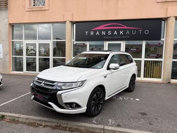  Voir détails -Mitsubishi Outlander 2.0 MIVEC 16V 163 Plug in Hybrid 4WD SS  à Venelles (13)