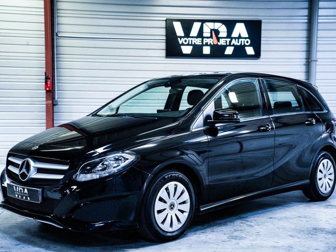 Cliquer pour voir la photo suivante Mercedes Classe B · 160 d 90ch · Fascination · Feux Automa Noir de 2021