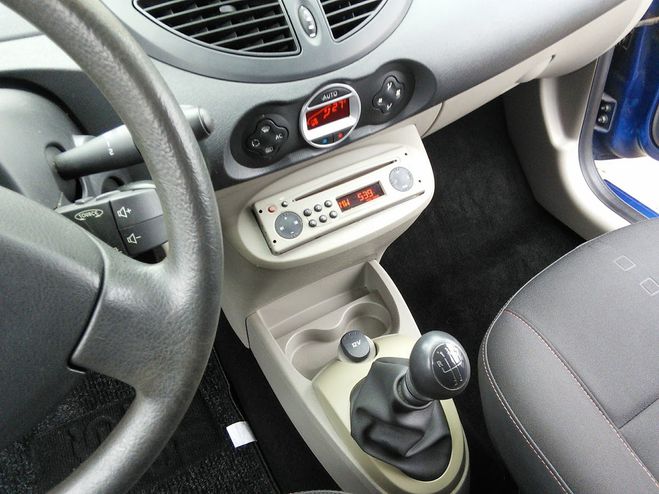Renault Twingo 1.2 75cv Dynamique CLIMATISATION - GARAN Bleu de 2007