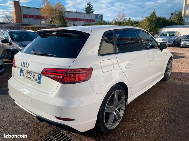 Audi A3 Sportback 35 tdi 150ch s line tronic 7 e Blanc de 2019