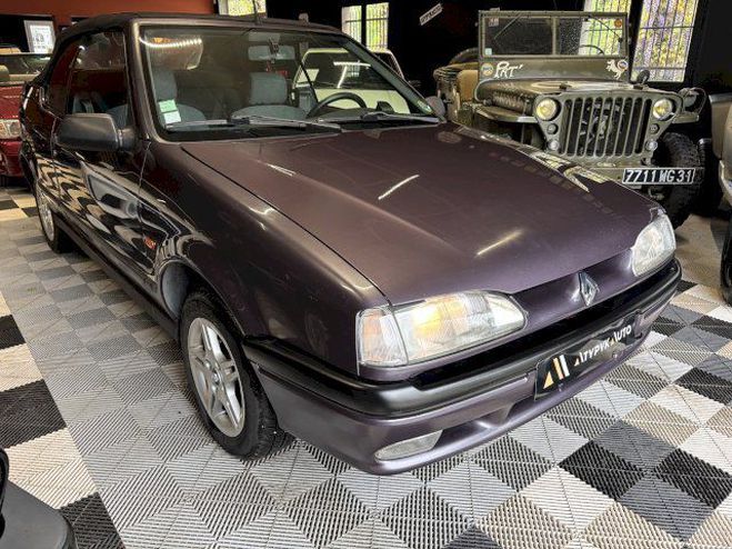 Renault R19 19 1,8 94ch Cabriolet BLEU F de 1992