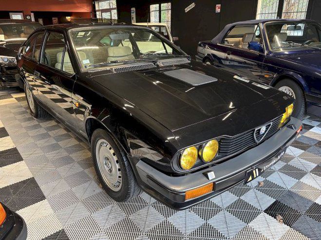 Alfa romeo GTV GTV6 Bvm Noir de 1981