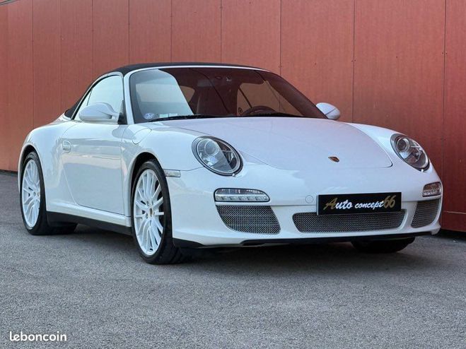 Porsche 911 type 997 phase 2 CARRERA 4S Cabriolet 3. Blanc de 2009